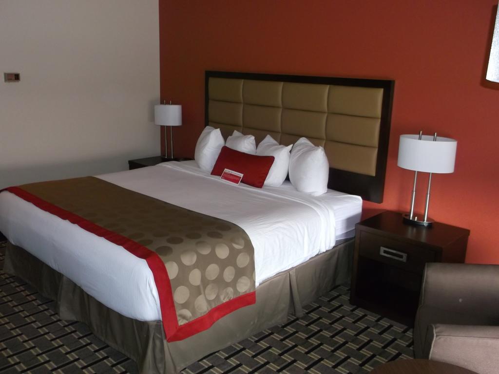 Ramada By Wyndham Edson Hotel Exterior photo